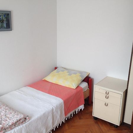 Apartment Cherry Ровинь Экстерьер фото