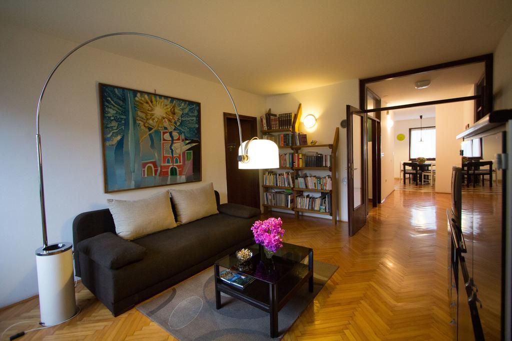 Apartment Cherry Ровинь Экстерьер фото
