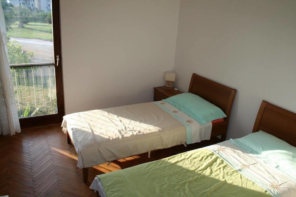Apartment Cherry Ровинь Экстерьер фото